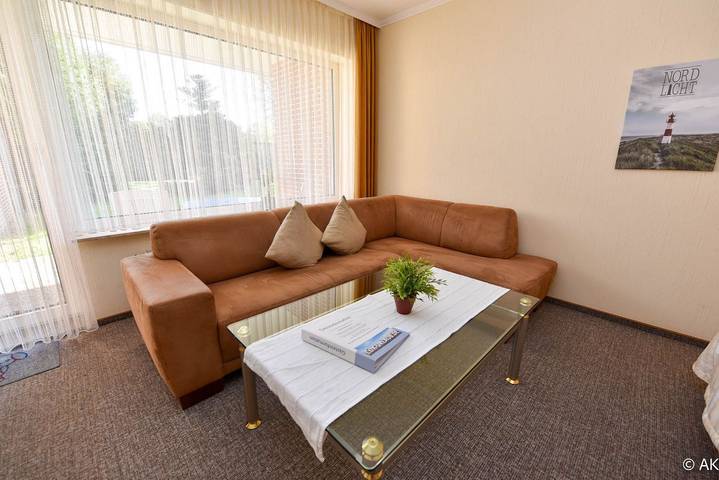 Ferienwohnung für 2 Personen, mit Terrasse und Garten in Döse - 3