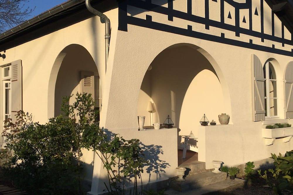 Villa de charme  à 300m de la plage in Andernos-les-Bains, Région d'Arcachon