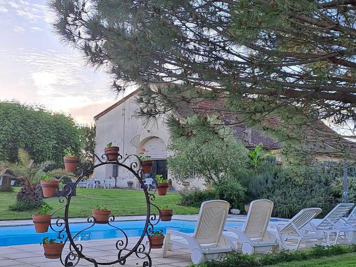 Chambre d’hôte pour 2 personnes, avec jardin ainsi que piscine et vue - 1