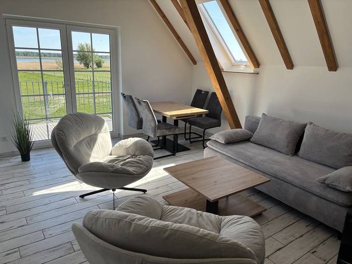 Ferienwohnung für 6 Personen, mit Balkon und Garten in Kröslin - 4