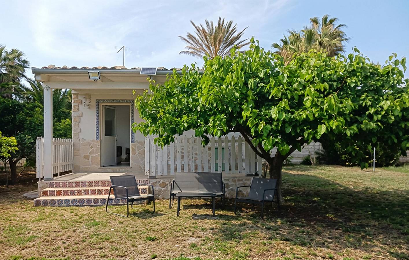 Gemütliche Ferienwohnung, 2 km vom Strand entfernt, mit Klimaanlage und WLAN in Cava d'Aliga, Scicli
