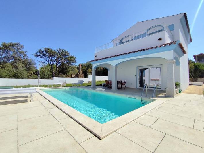 Chalet para 6 personas, con jardín además de piscina y vistas - 1