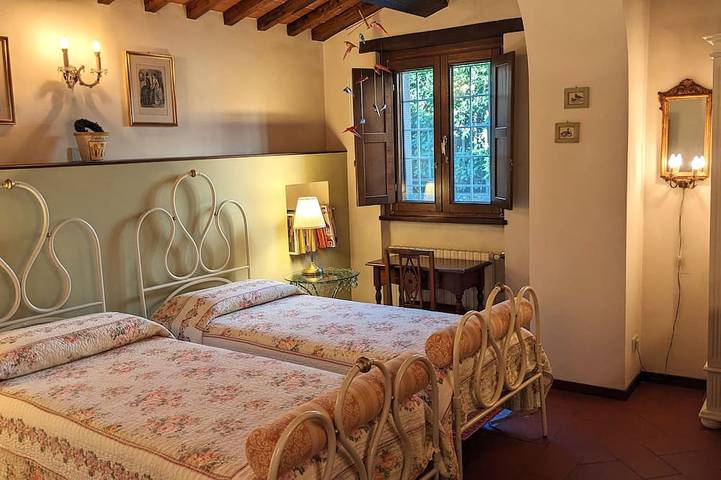 Holiday Home La Limonaia - Lovely restored baronial guesthouse in Arezzo, Arezzo Province