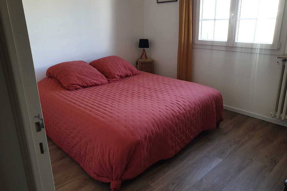 Villa with swimming pool - Authentic escape 8 minutes from Lourmarin! in Villelaure, Parque natural regional del Luberon