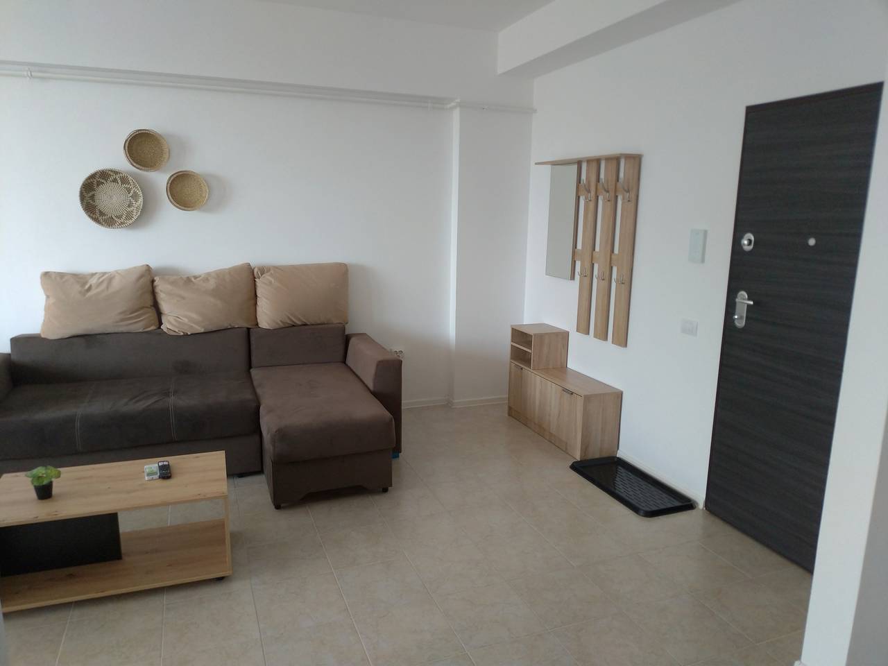 Hel lägenhet, 2 Appartments , next to each other, on the beach, splendid view, max 12 persons in Constanța guovlu