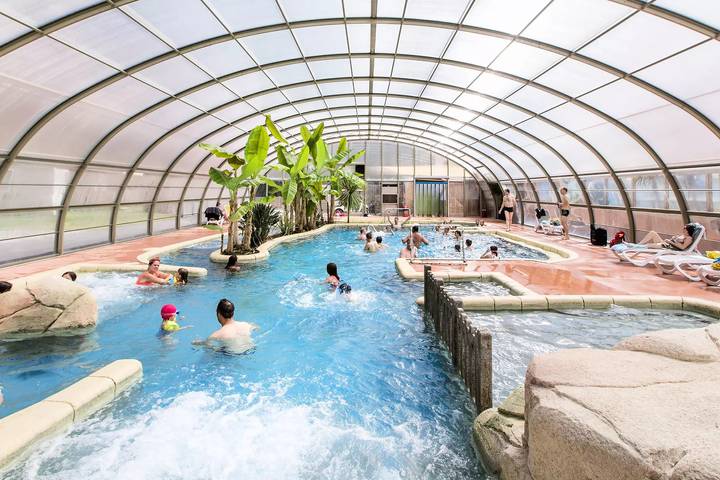 Camping pour 4 personnes, avec piscine ainsi que sauna et terrasse, animaux acceptés en Ille-et-Vilaine - 2