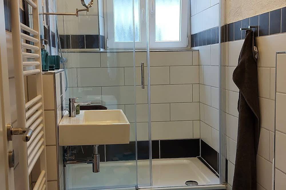 Ganze Wohnung, Nice apartment with balcony directly on the Rhine; centrally located in Kamp-Bornhofen, Mittelrhein