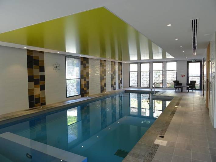 Ferienhaus für 2 Personen, mit Whirlpool und Garten sowie Pool und Sauna in Doyenné de Besançon