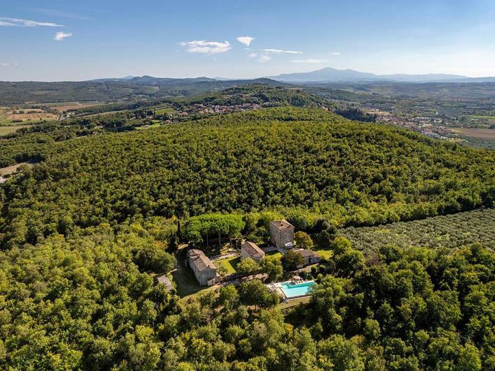 Villa per 14 persone, con piscina e giardino nonché panorama a Rapolano Terme