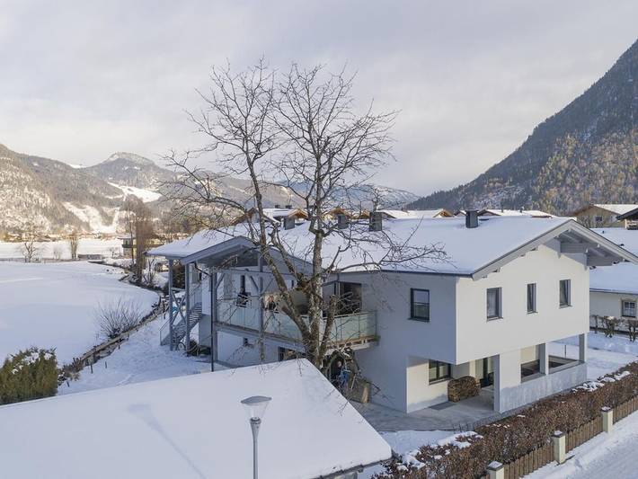 Ferienhaus für 4 Personen, mit Balkon und Garten sowie Pool in Sankt Martin bei Lofer