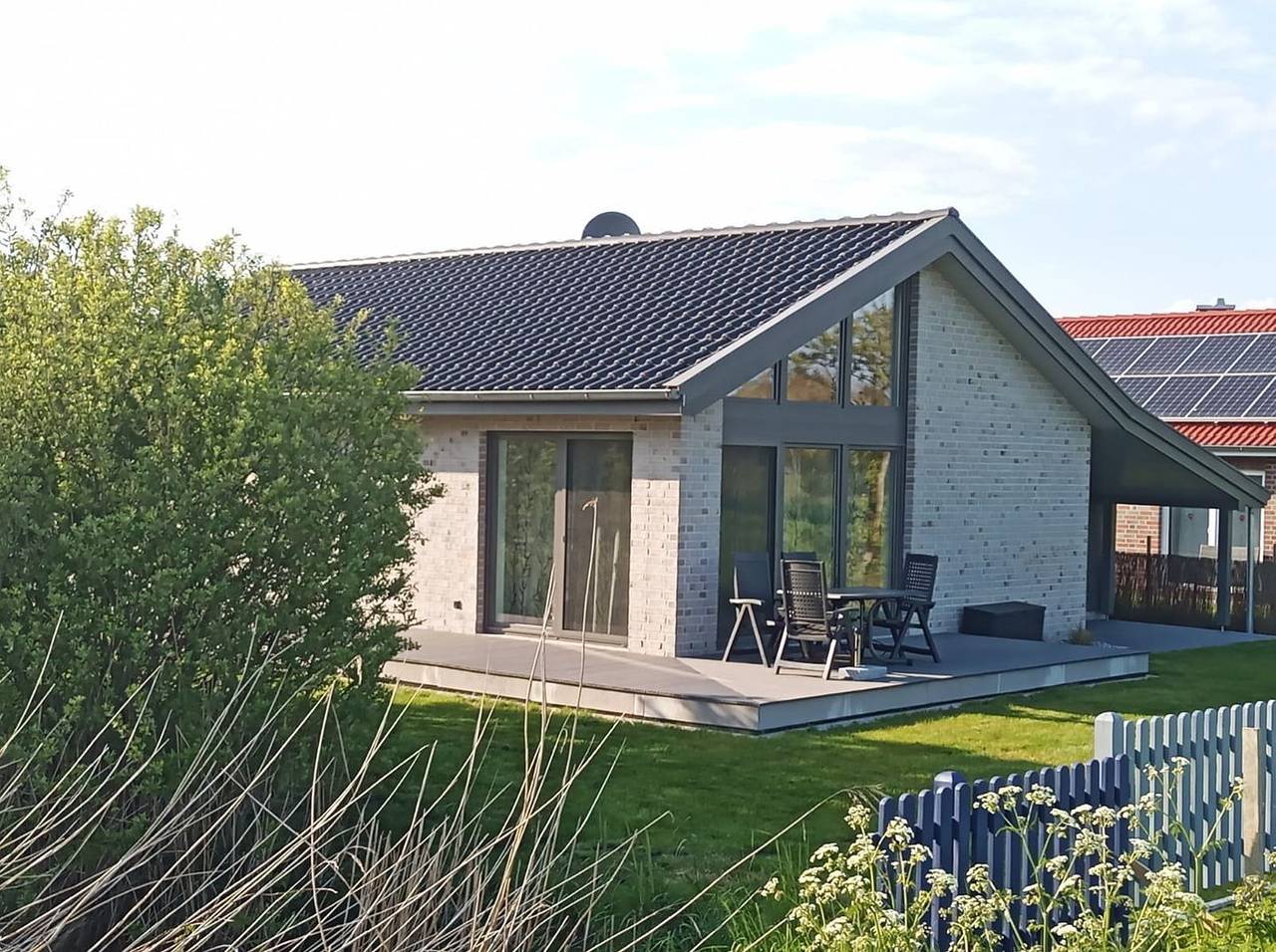 Haus Jademuschel: Entspannung an der Nordsee mit Sauna und Terrasse mit Aussicht in Sehestedt (Jade), Jade