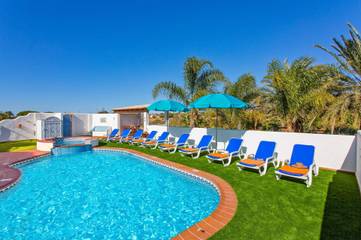 Villa voor 10 Personen in Terras Novas, Guia, Afbeelding 2