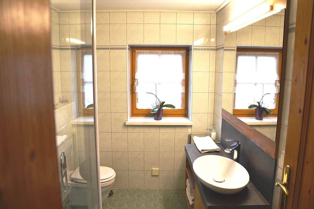 Die Ruhe in einem Ferienhaus mit Wohlfühloase in den Weinbergen genießen... in Sankt Johann im Saggautal, Steirerland
