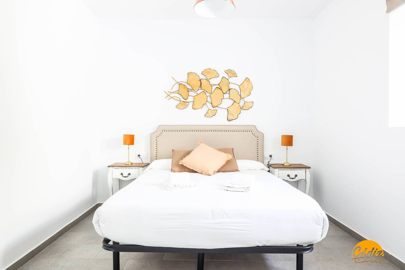 Entire vacation apartment, Casa Rehala Nisa by Cadiz Time in Cadiz Old Town, Cádiz