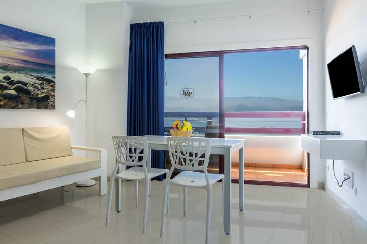 Ganze Wohnung, Ferienhaus "Studio 50" mit Meerblick, Terrasse & WLAN in La Isleta, Las Palmas