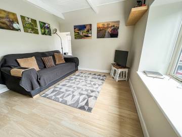 Log Cabin for 2 People in North Petherton, Somerset, Photo 1