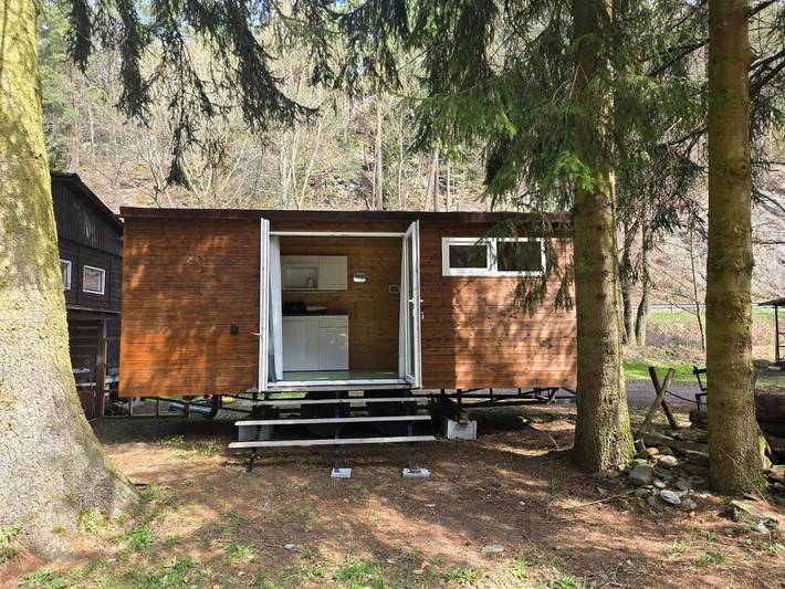 Zelt für 2 Personen, mit Ausblick in Langendorf