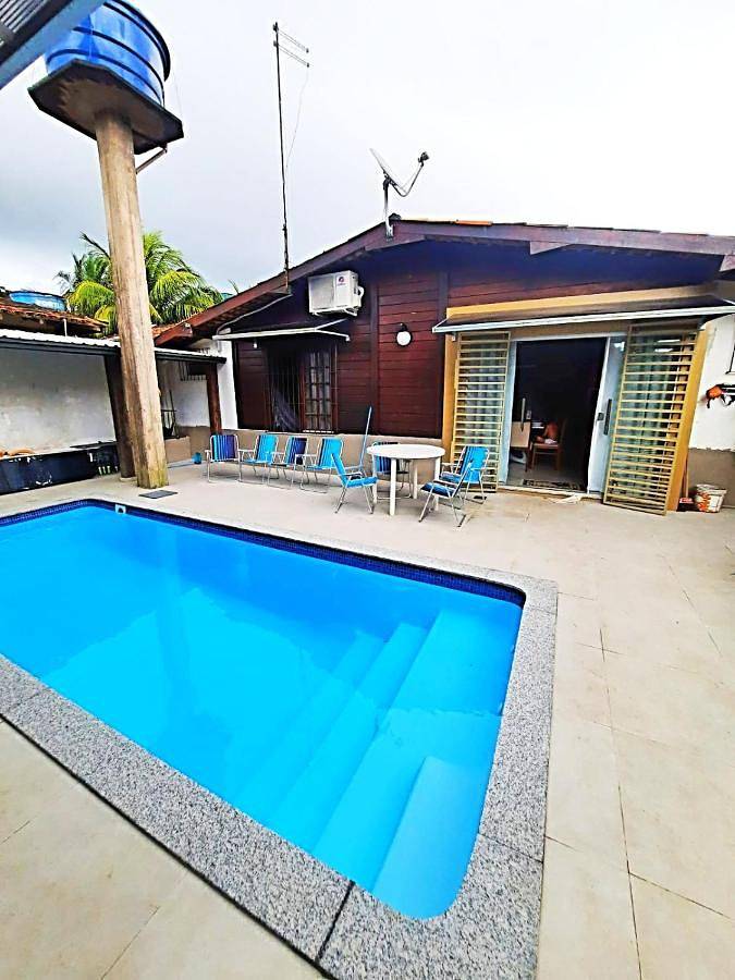 Gîte pour 8 personnes, avec vue ainsi que jardin et piscine à Belém