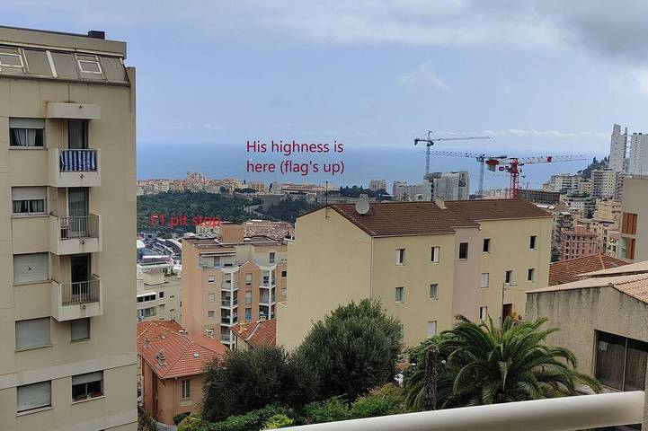 Entire apartment, Studio with a breathtaking view of the Prince Palace & Mediterranean Sea in Beausoleil, Mediterranean Coast (France)