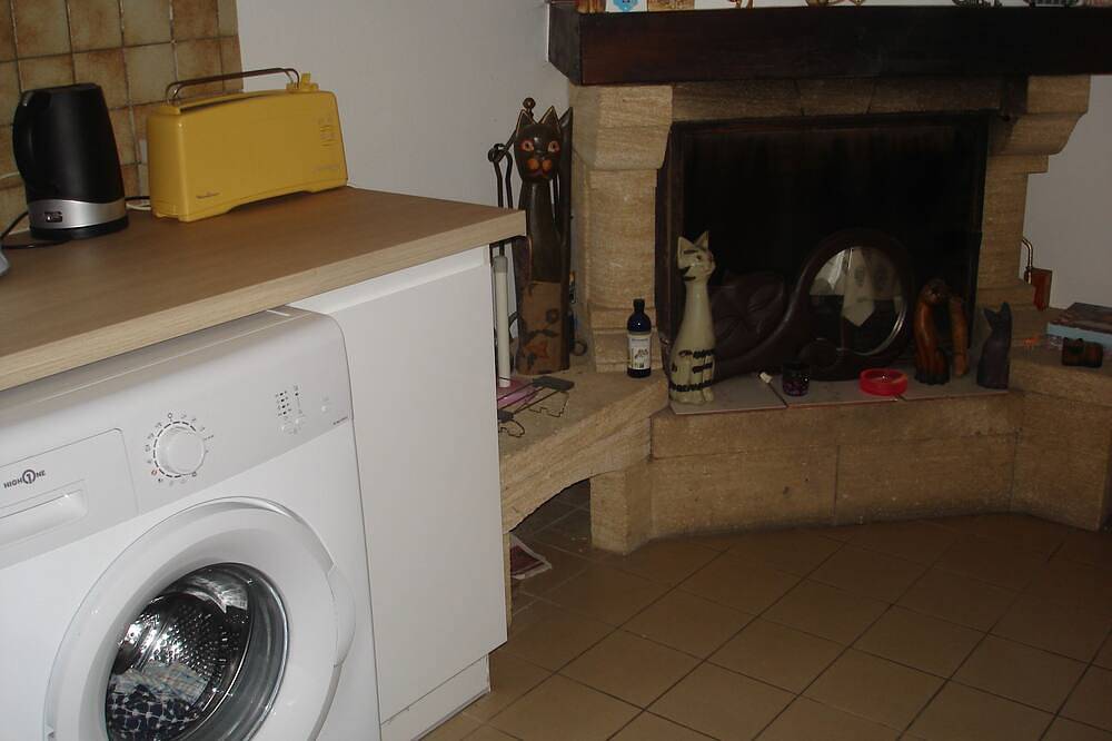 Entire apartment, Bay of Mont Saint Michel apartment with pool in Cherrueix, Mont-Saint-Michel Bay