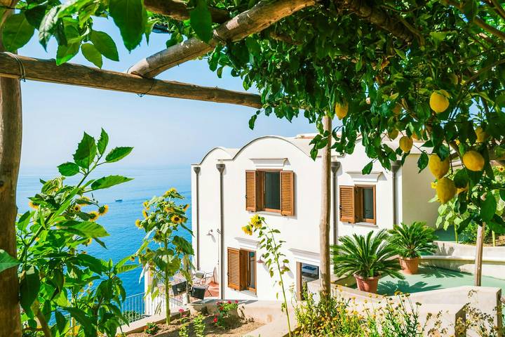 Ferienhaus für 4 Personen, mit Terrasse und Garten in Amalfi