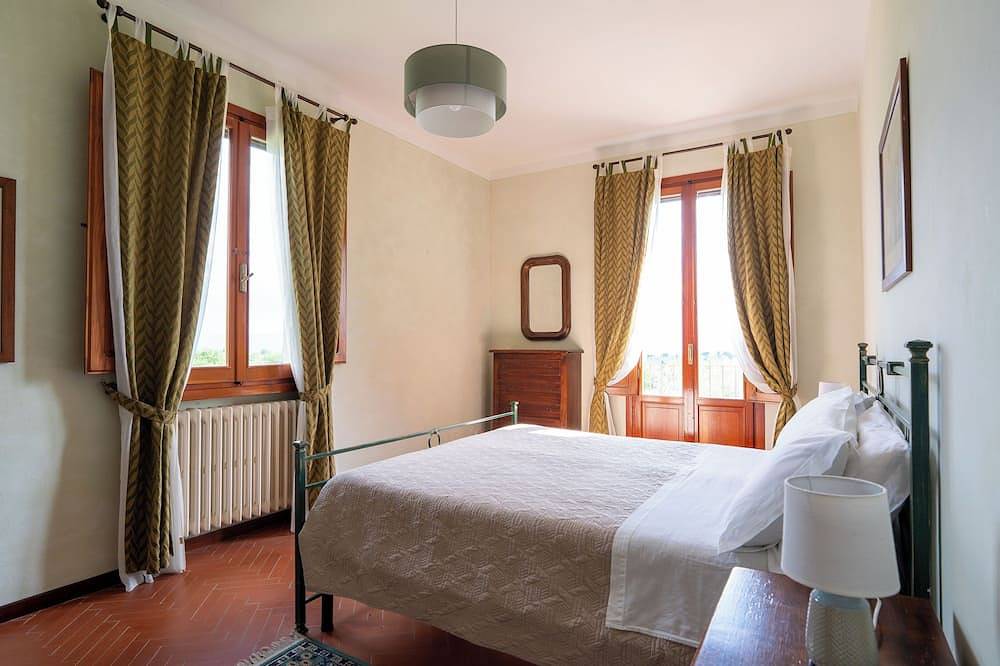 Villa exclusiva con piscina vallada, 74 reseñas, mira el video in Reggello, Valdarno