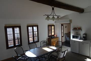 Gîte pour 6 personnes, avec terrasse à Sommières