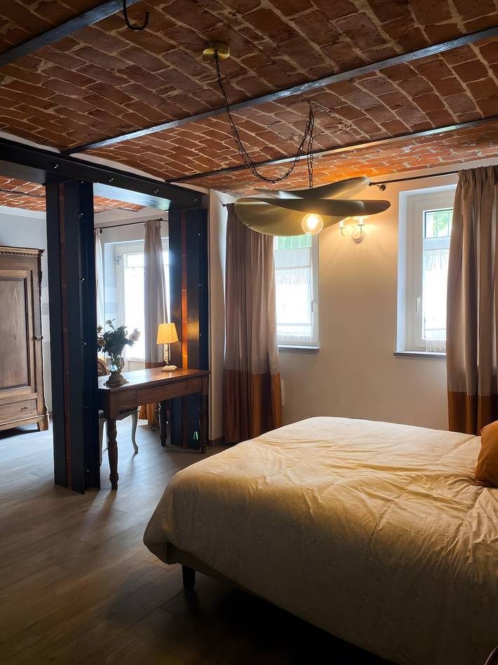Zimmer für 3 Personen, mit Garten im Piemont