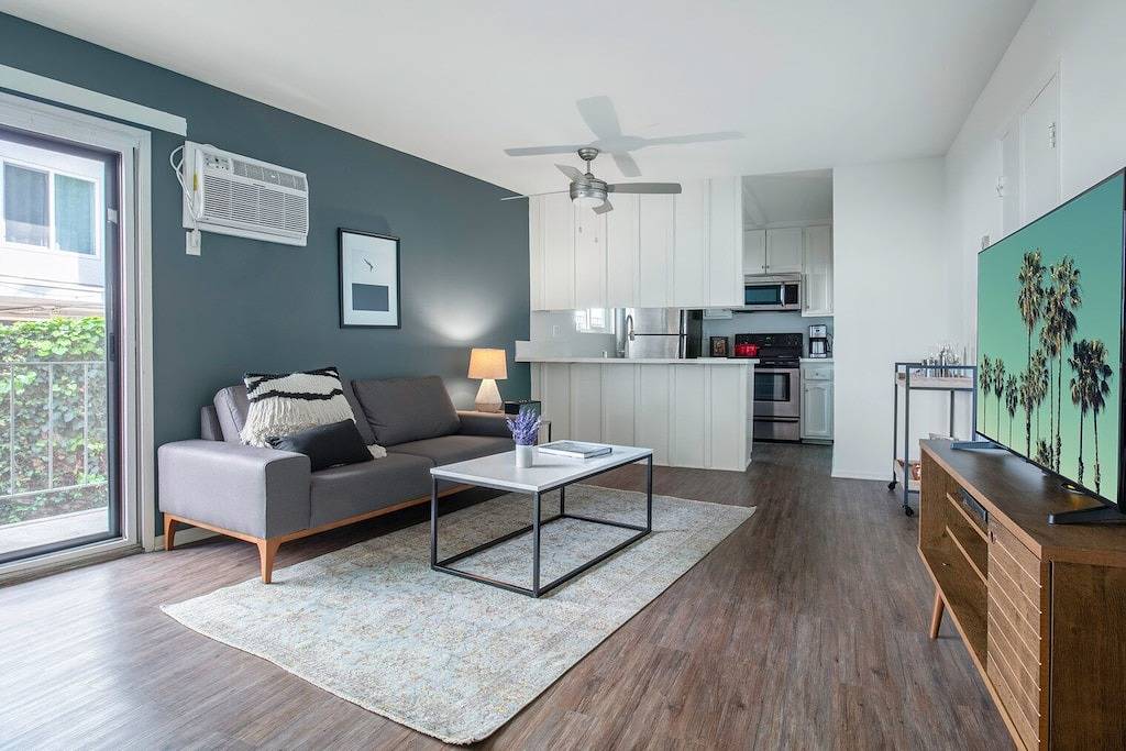 Loft for 2 Guests in Westwood, Los Angeles