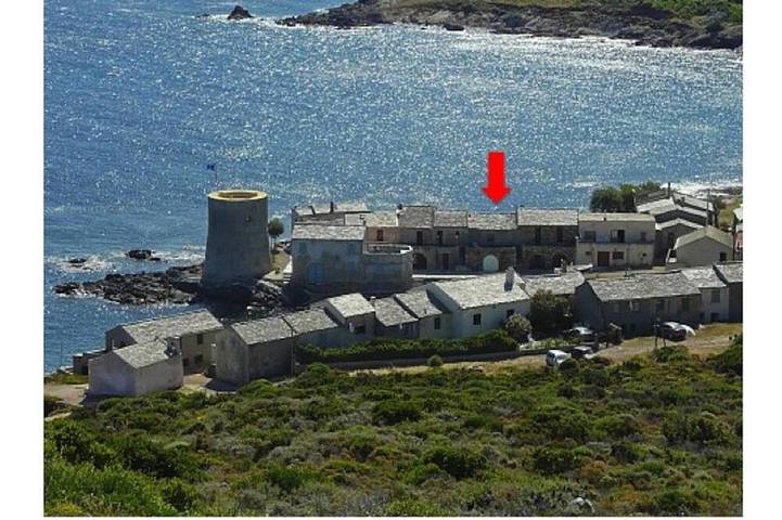 Gîte pour 6 personnes, avec terrasse et jardin, animaux acceptés dans Plage de Tollare