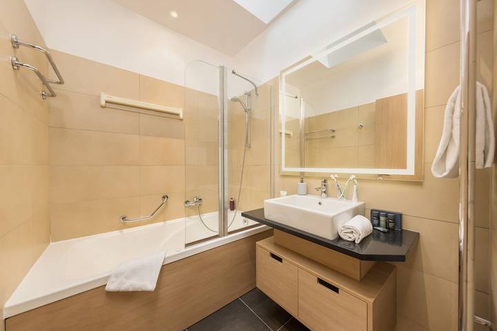 Gîte pour 6 personnes, avec jardin ainsi que sauna et piscine à Hattigny - 2