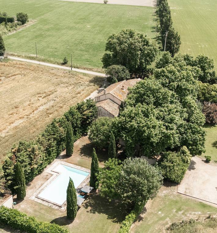 Maison de campagne pour 20 personnes, avec jacuzzi et jardin ainsi que piscine et terrasse, animaux acceptés à Maillane - 4