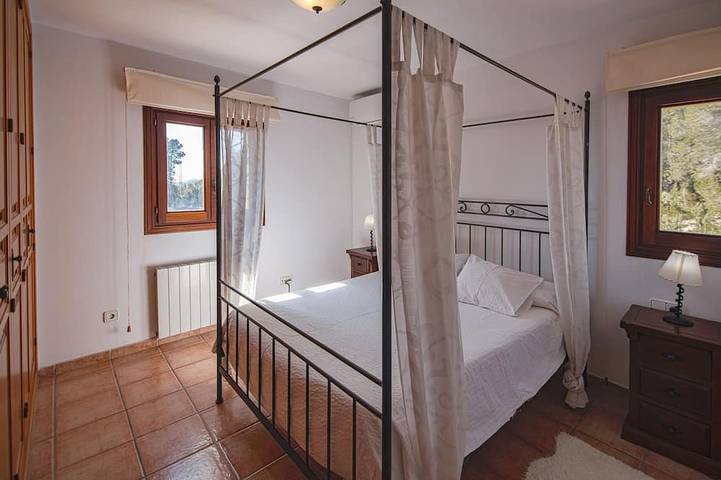 Villa ist Socorrat mit Pool, Tischtennis und Garten in St Miquel de Balansat, Sant Joan de Labritja