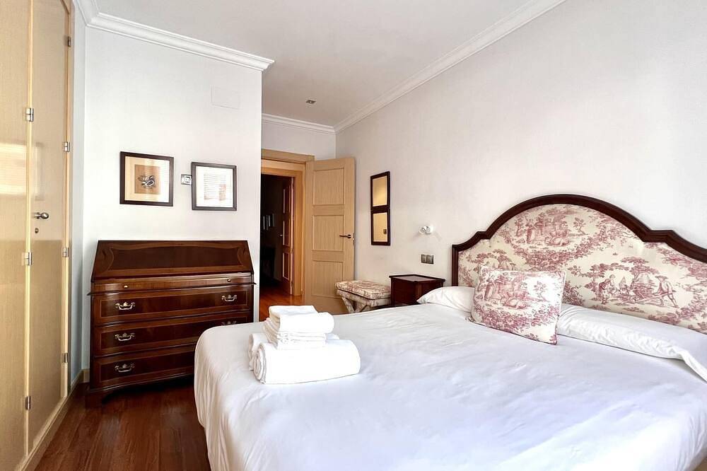 Ganze Wohnung, Housing León- Colón Center in León, Cordillera Cantábrica