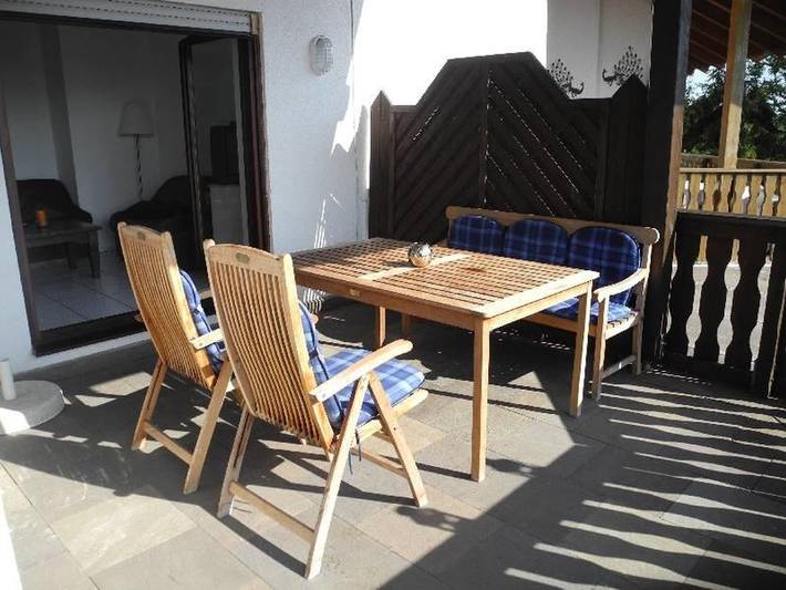 Ferienwohnung für 6 Personen, mit Balkon/Terrasse und Balkon sowie Garten und Seeblick in Unteruhldingen - 4