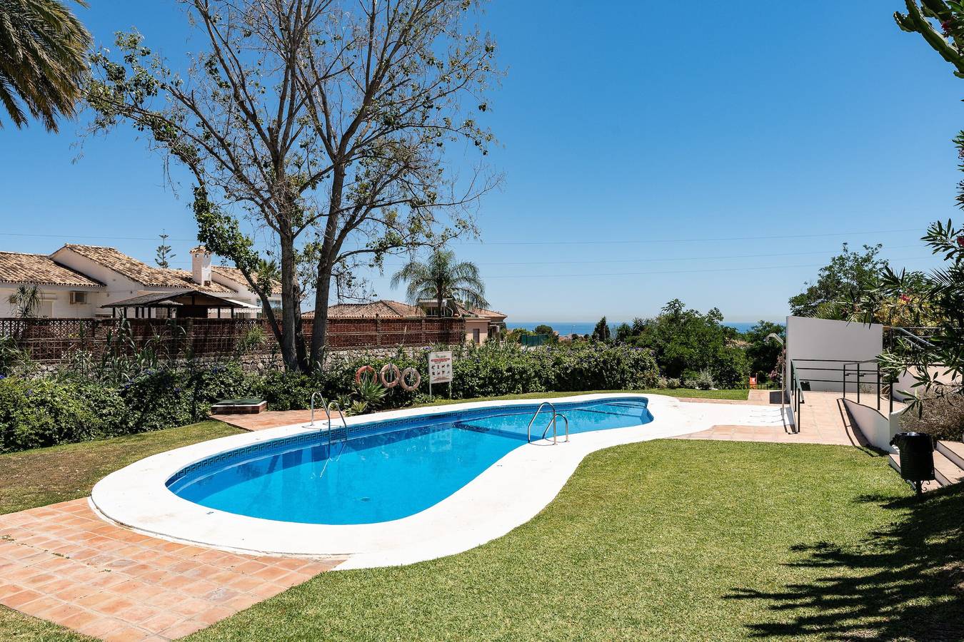 Casa vacanze 'Feliz' con vista mare, Wi-Fi e aria condizionata in La Capellania, Benalmádena