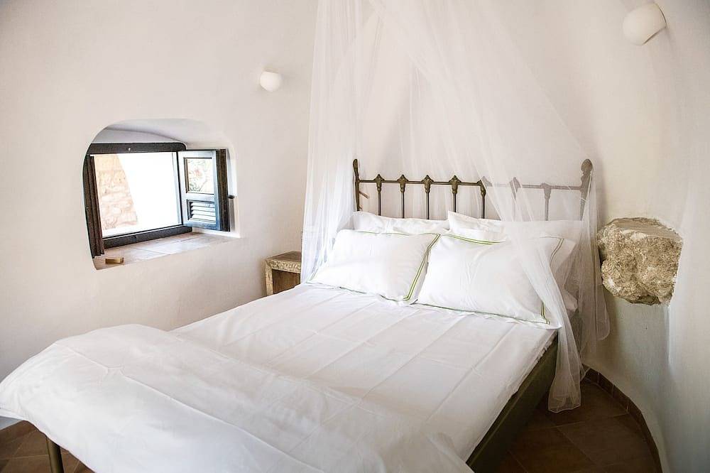 The Olive Tree Residence - een unieke Mani Tower-ervaring in Stoupa, Messenia