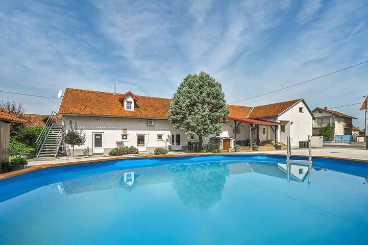 Ferienhaus für 14 Personen, mit Sauna