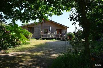 Gîte pour 5 personnes, avec jardin et jacuzzi, animaux acceptés à Tréduder
