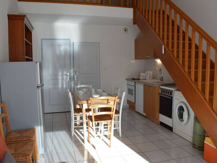Gemütliches 2-Zimmer-Haus mit Mezzanine, Pool, Terrasse & Parkplatz - Strandnähe! in Saint Pierre la Mer, Fleury