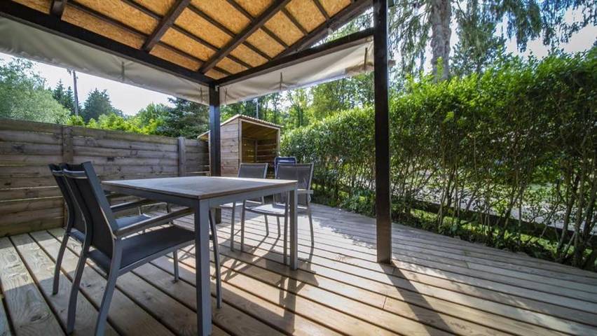 Location de vacances pour 4 personnes, avec piscine et terrasse ainsi que bassin pour enfant et vue, animaux acceptés à Granges-sur-Vologne - 2