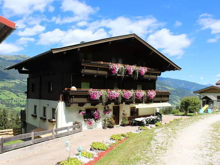 Maison 24 Personnes in Uttendorf, Kitzbuehl alps