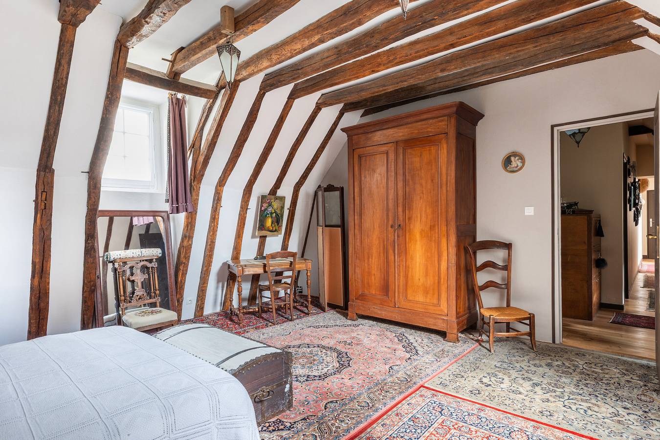 Gästezimmer 'La Mansarde' mit gemeinsamem Garten und Wlan in Cléré-les-Pins, Loire-Tal