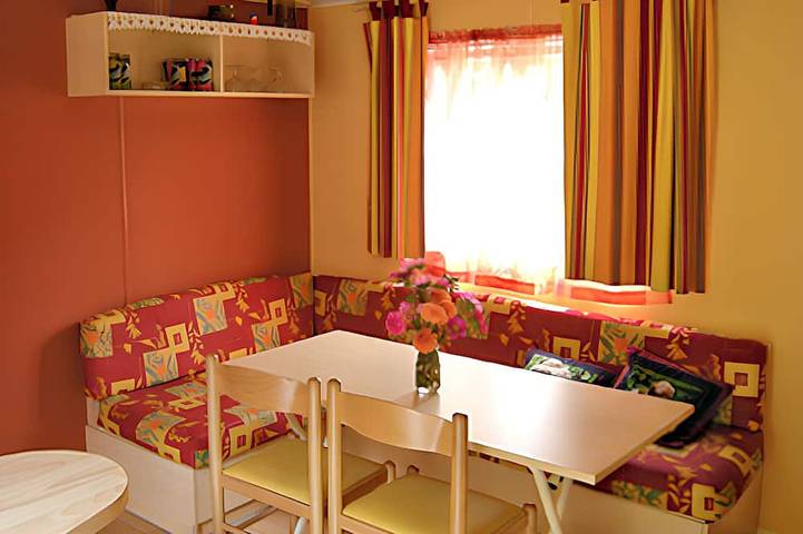 Location de vacances pour 5 personnes, animaux acceptés à Juncalas