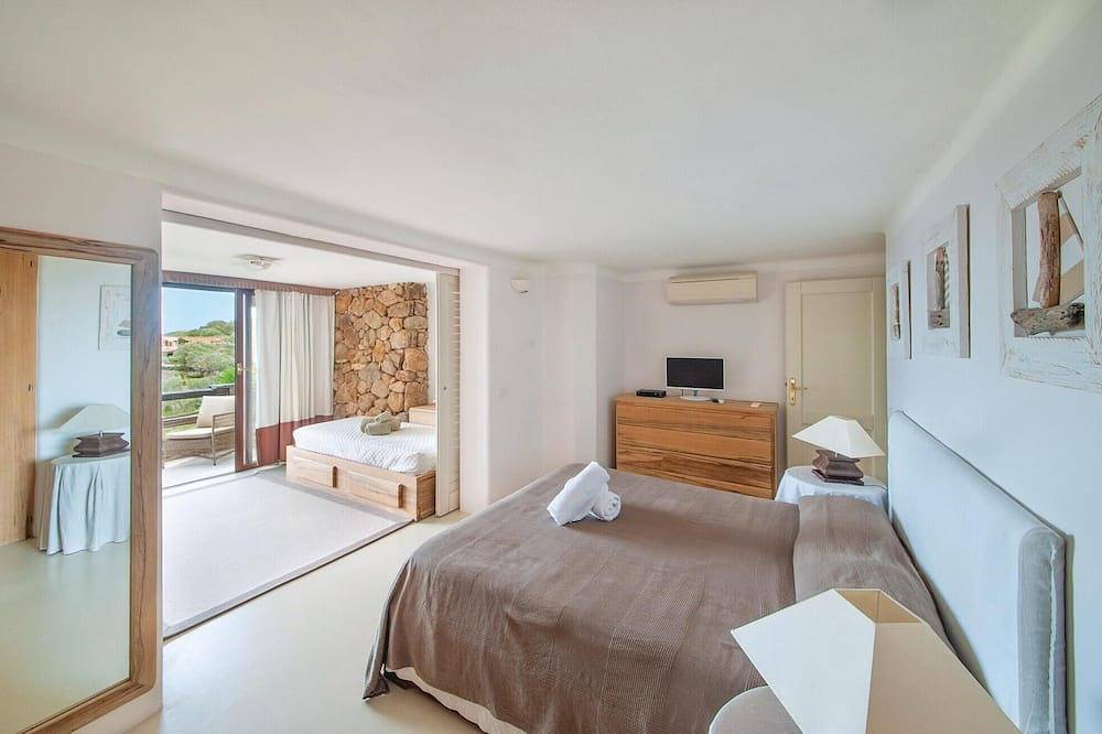 Stunning home in porto rotondo -ot- in Porto Rotondo, Costa Smeralda