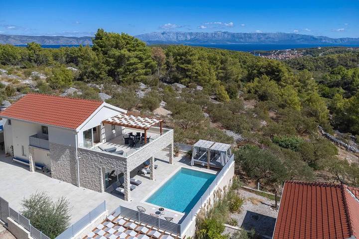Ferienhaus für 10 Personen, mit Whirlpool und Sauna auf Hvar