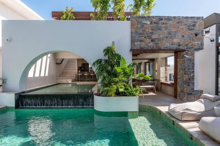 Hôtel pour 2 personnes, avec vue ainsi que piscine et terrasse