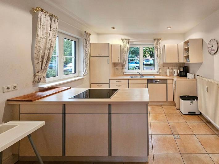 Ferienhaus für 8 Personen, mit Ausblick und Terrasse sowie Garten, mit Haustier in Prerow - 4