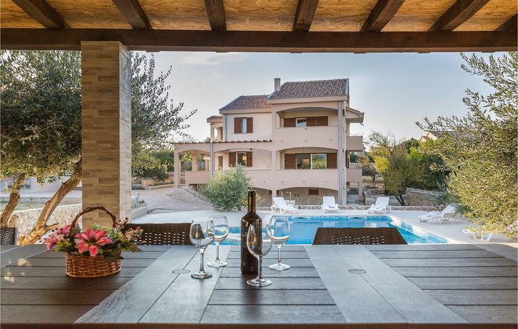 Ferienhaus für 10 Personen in Razanac - 3