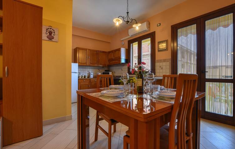 Gîte pour 4 personnes, avec Terrasse à Trappeto - 4